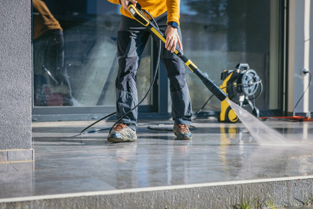 Best Pool Deck Cleaning  in Von Ormy, TX